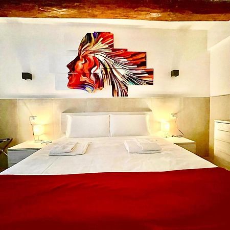 50 Tourist House Bologna - Pratello - Self Check-In Apartment Ngoại thất bức ảnh